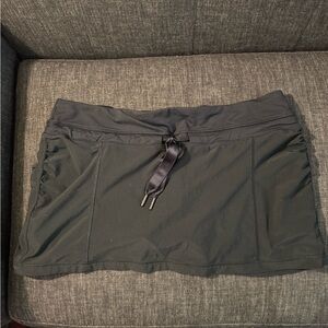 Black Lululemon running  tennis skirt skort 10